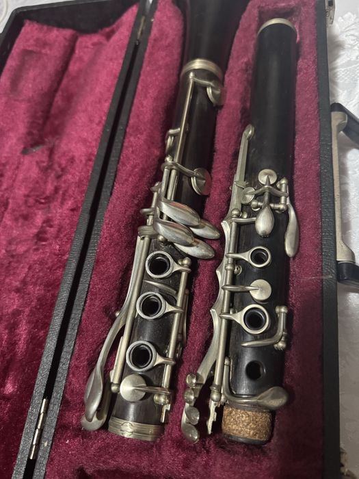 Clarinet din lemn
