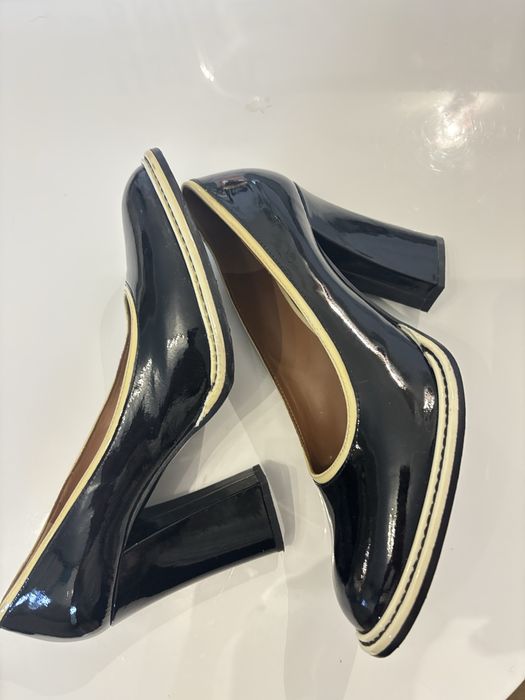 Обивки Armani на ток, 39 номер