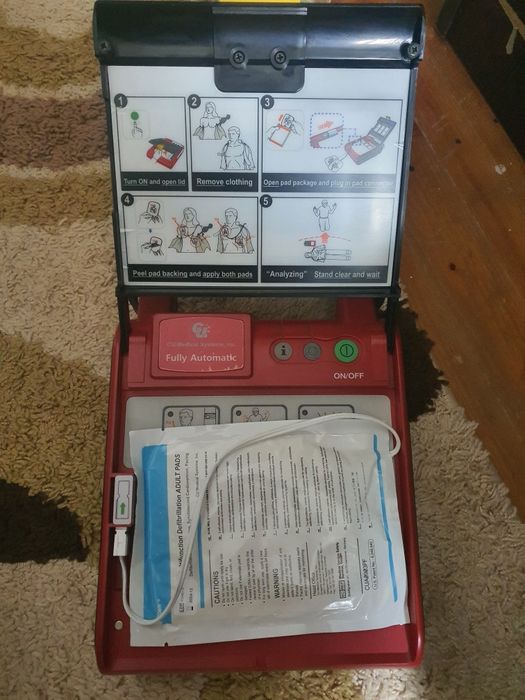 Defibrilator AED IPAD NF1200