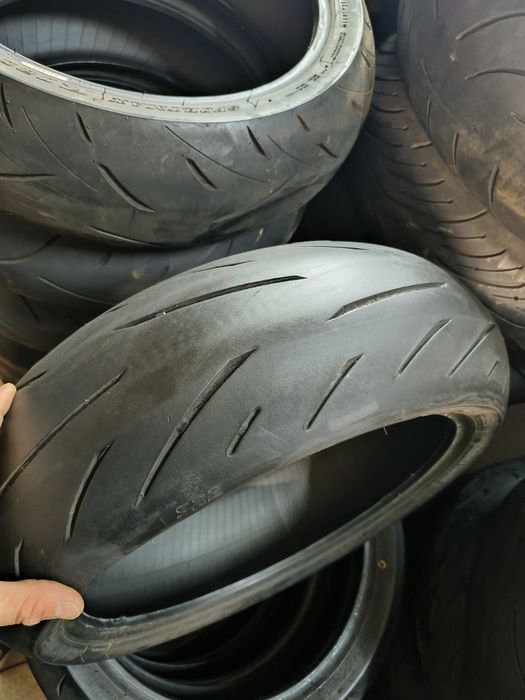 Bridgestone Battlax S22R