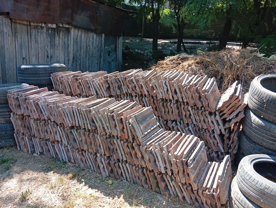 Vând țiglă ceramica