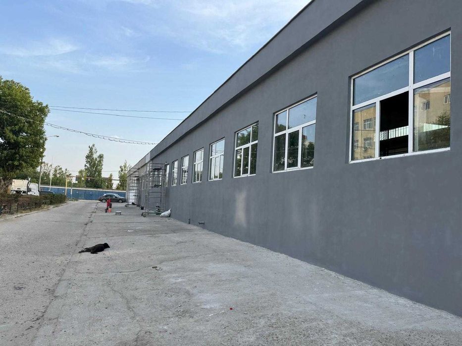 Proprietate industriala de inchirat 950 m2 Hala + Birouri