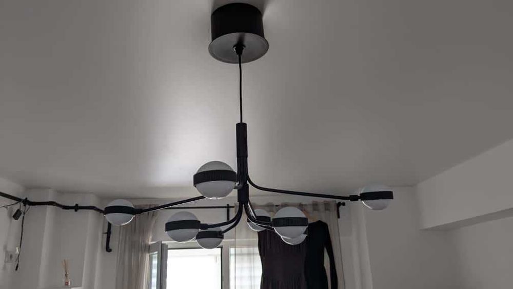 Lustra Candelabru LED 8 braţe negru/alb metal