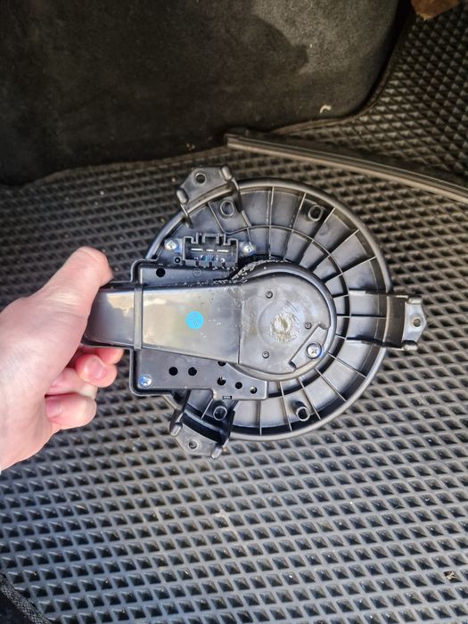 Продам мотор для печки