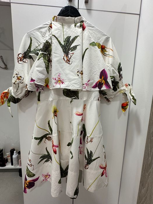 Красива, кокетна рокличка