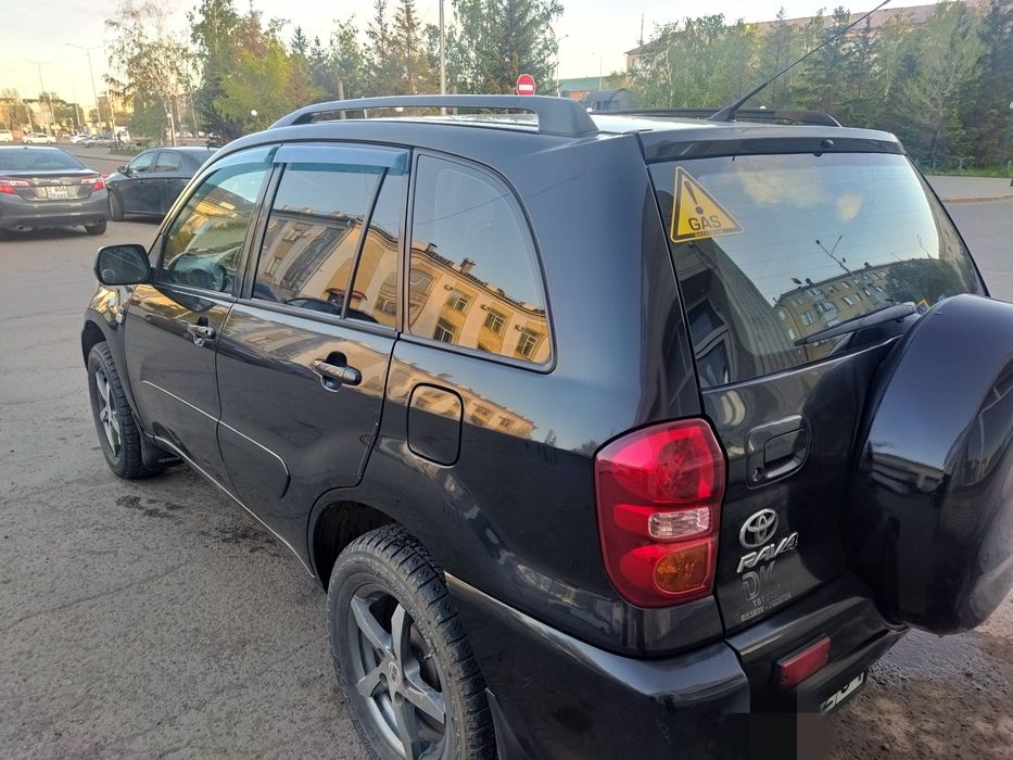 Тоyota rav4 2004