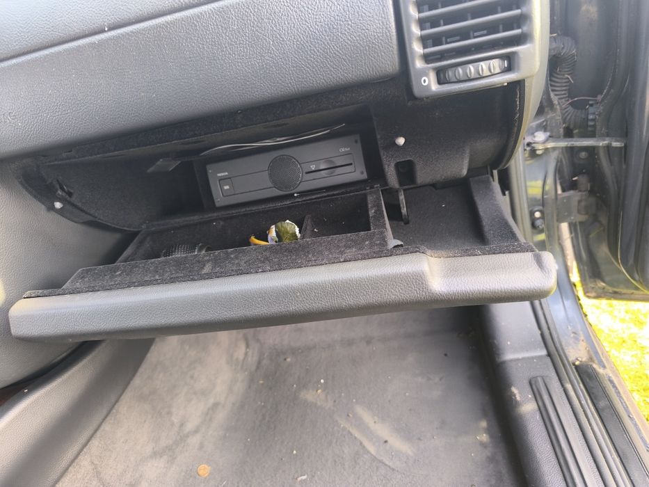 Опел Омега б 2.2 DTL