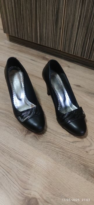 Официални дамски обувки