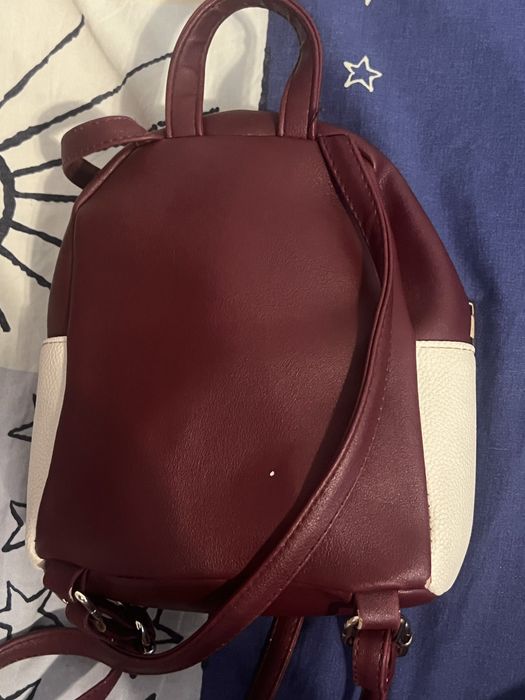 rucsac cu sclipici, pasare