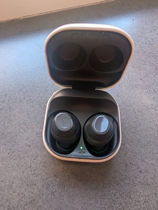 Слушалки Samsung Galaxy buds FE