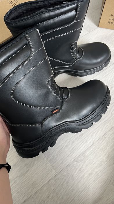 Спец обувь новый