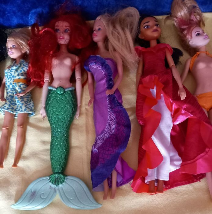 Păpuși Barbie lot 33buc.