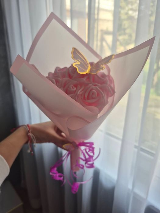 Букет вечни розии