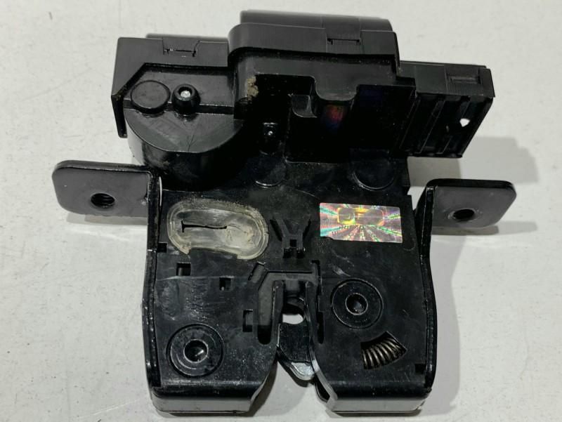 Broasca capota spate Nissan Qashqai plus 2 facelift (2010-2014) 90502EY10D