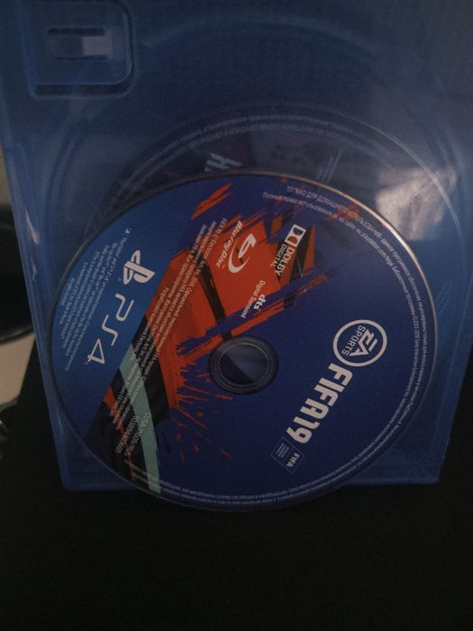 ДИСК FIFA19 б/у рабочий
