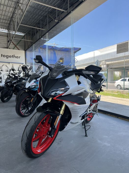 CF MOTO 450SR. Motorcycle