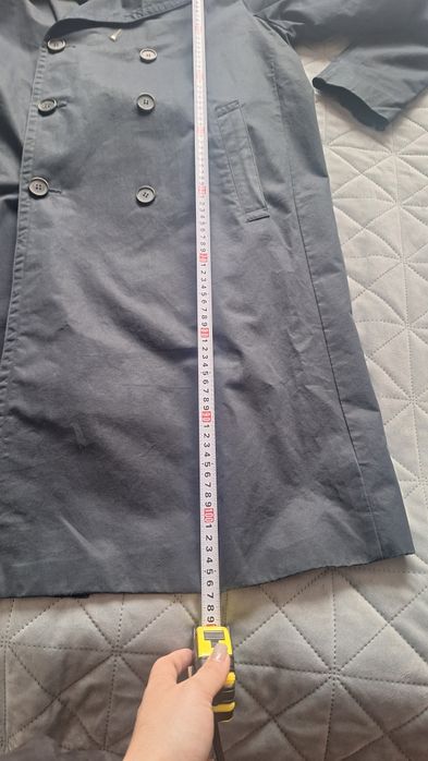 Trenci barbati cu centura