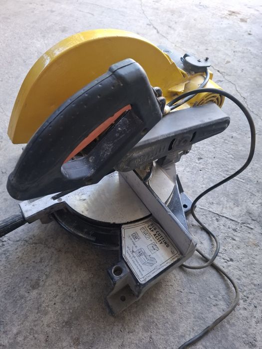 Пила торцовочная