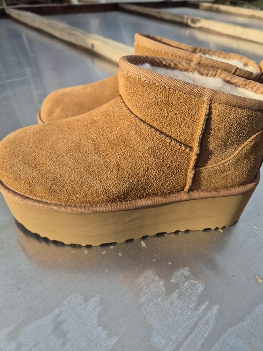 Ugg dama scurti nr 37
