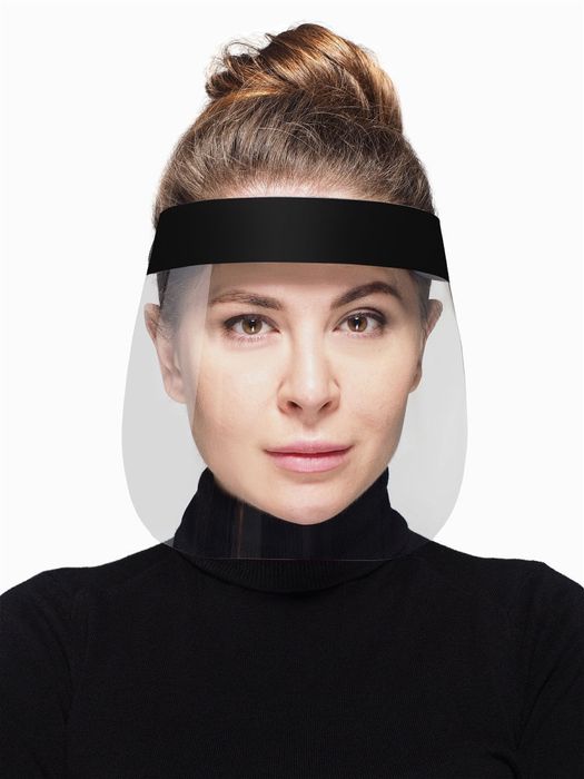 14 полимерных масок (12 черных, 2 белых)