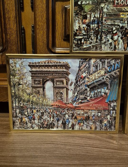 Set tablouri decorative cu tema Paris cu rame metalice si sticla