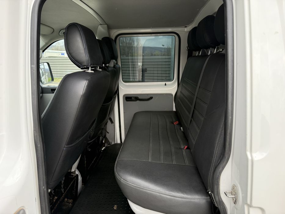 VW Transporter Doka t5 2.0 Tdi 102 Cp Euro 5 cu 6 locuri si Bena