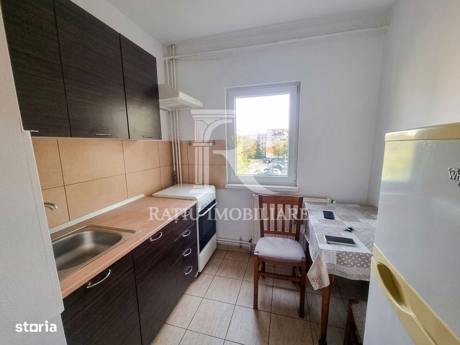 Garsonieră de închiriat | Zona ITM Etaj 2 | Deva| Hunedoara
