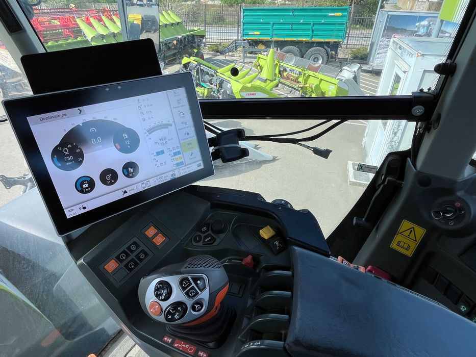 Tractor CLAAS XERION 5000 S5- PROMOTIE