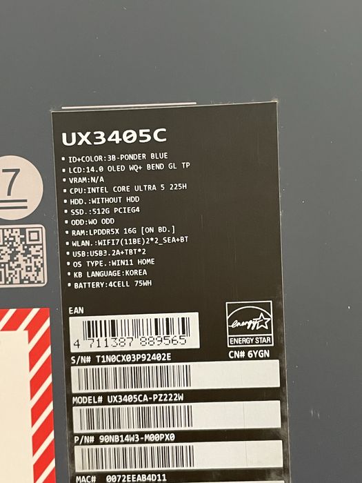 Asus Zenbook 14 Ultra 5 225h