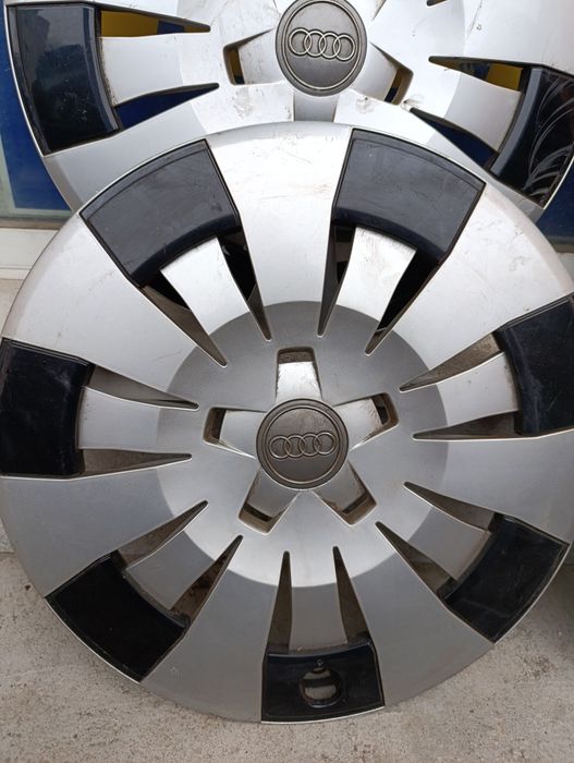 Оригинални тасове 16ки Ауди