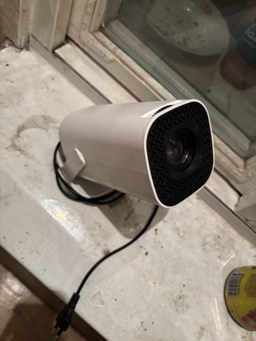 Продвам телевезор Модель: Smart Projector HY300