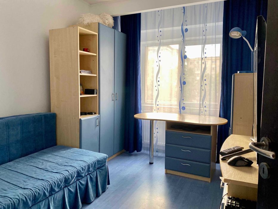 Apartament cu 3 camere - zona Ostroveni, etaj 2/7, locație liniștită și parcare ușoară