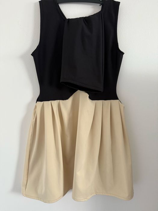 Rochie sport cu colanti