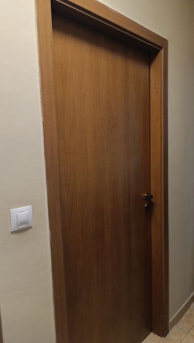 Интериорни врати