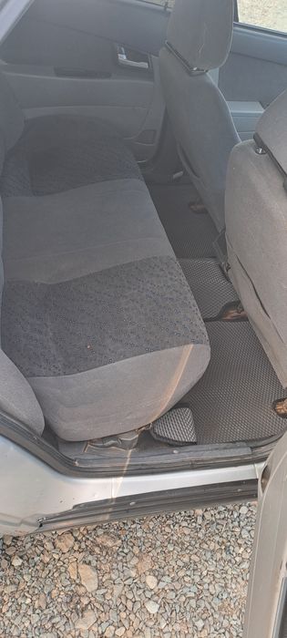 Продам приора. Газ-бензин!