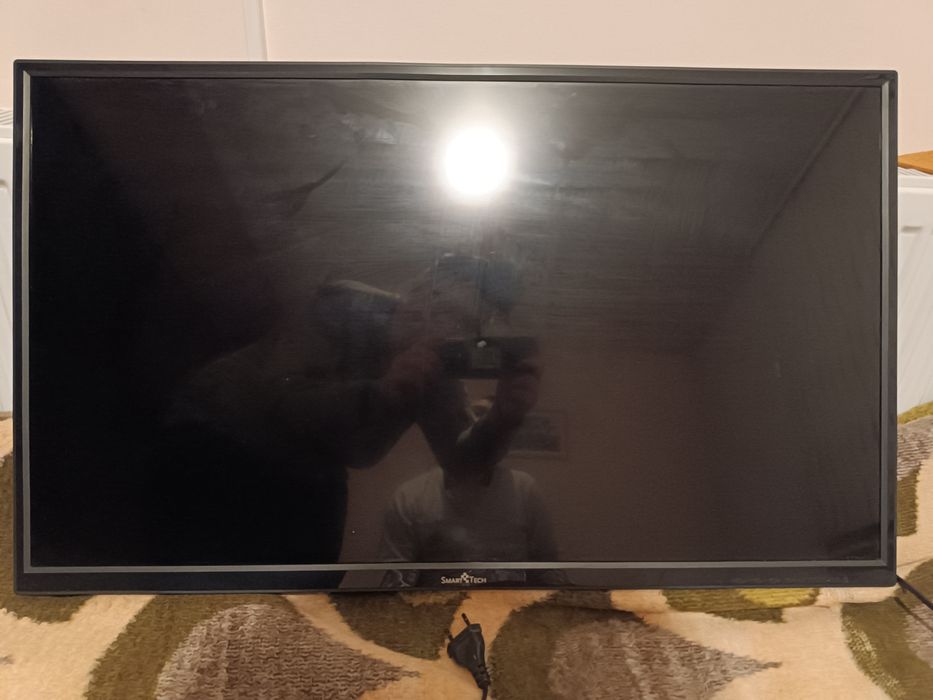Продавам телевизор LED Smart Tech, 32"(80 cм), LE-32D7, HD.