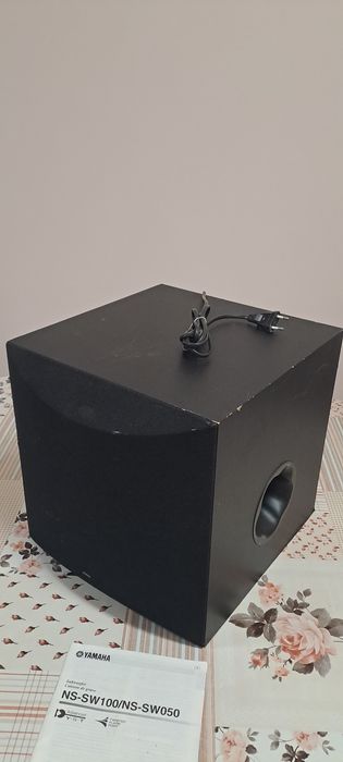 Ресивър и суббуфер Yamaha