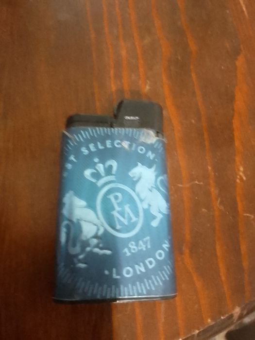 Запалка на PHILIP MOrris