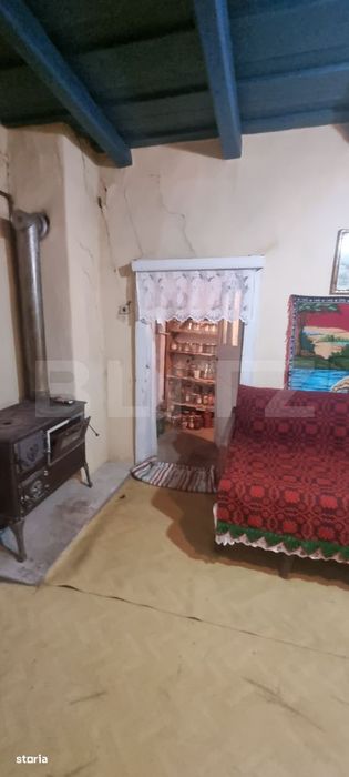 Casa cu doua corpuri