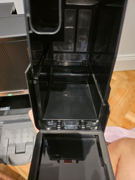 Прахосмукачка робот Shark PowerDetect NeverTouch Pro RV2800ZEEU - до 60 дни без нужда до се изпразва контейнера за прах - сухо и мокро почистване