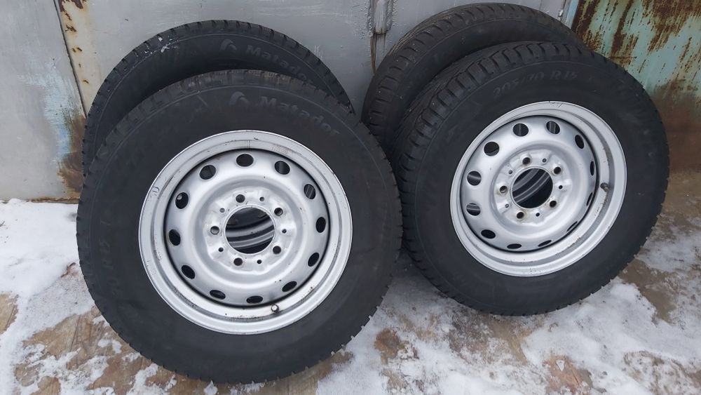 Продам шины зимние
