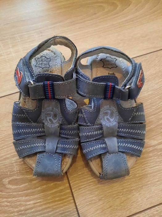 Sandale pentru baieti marime 23, 25, 26, 30,