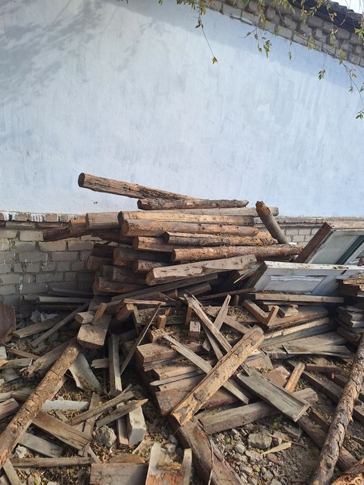 Борене, рейкалар, есік терезе ағаш.