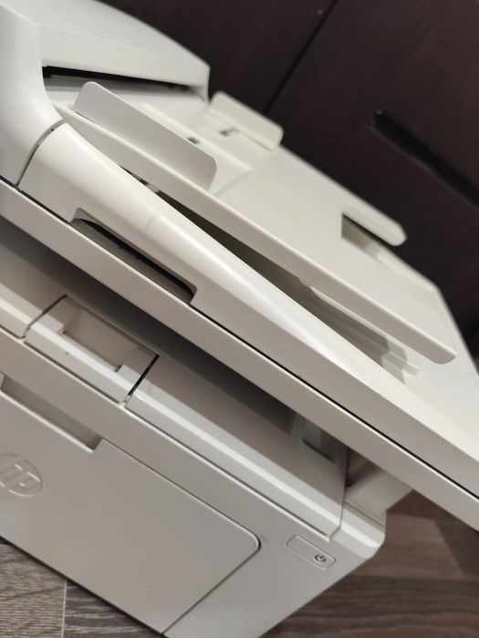 Продам МФУ 130 Универсальный принтер