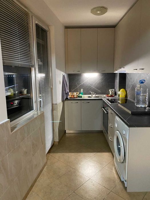 Дава се под наем Тристаен апартамент в Габрово, Център - 100 кв.м за 448.8 € - Снимка #12