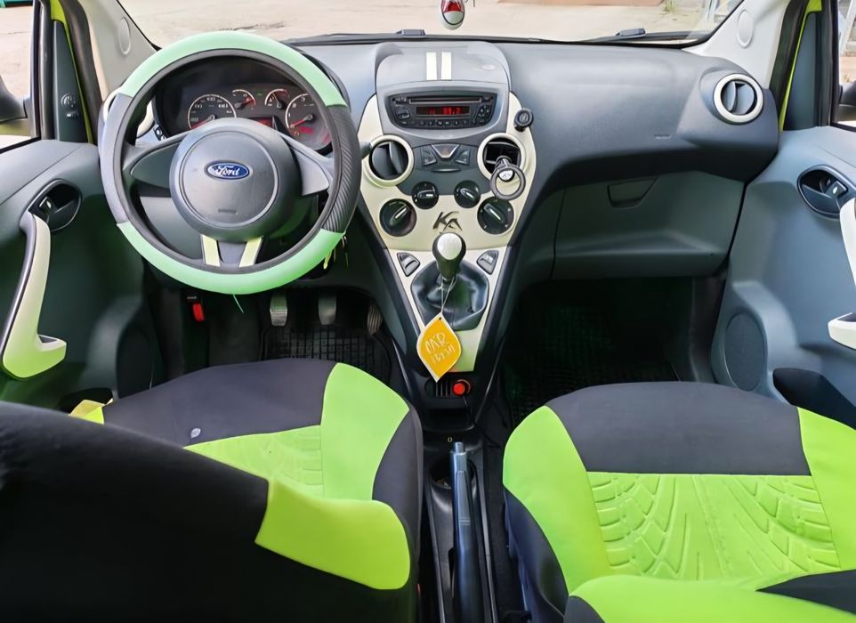 Ford KA an 2012.