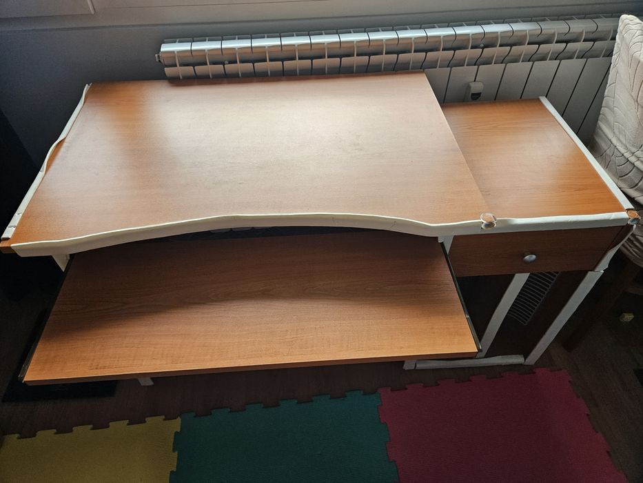 Бюро за компютър