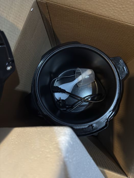 Multicooker MYRIA MY4450, 6l, 1000W, 14 programe nefolosit