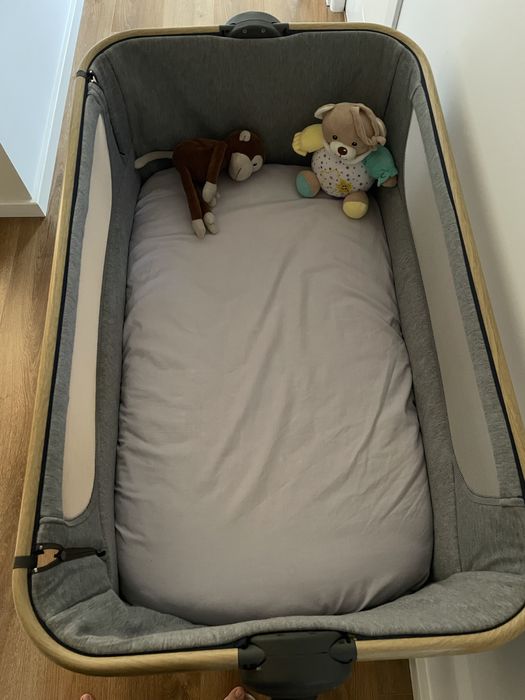 Patut co-sleeper bebelusi