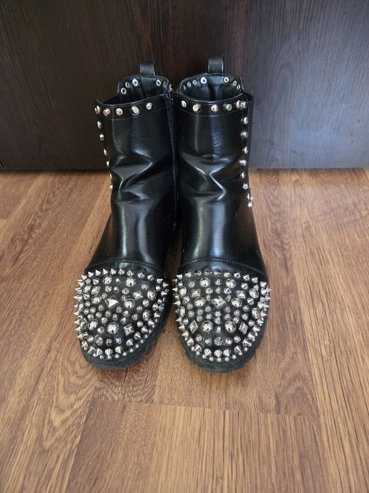 Дамски черни боти 38 номер